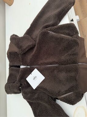 ALO Yoga Dark Brown Sherpa Puffer Jacket